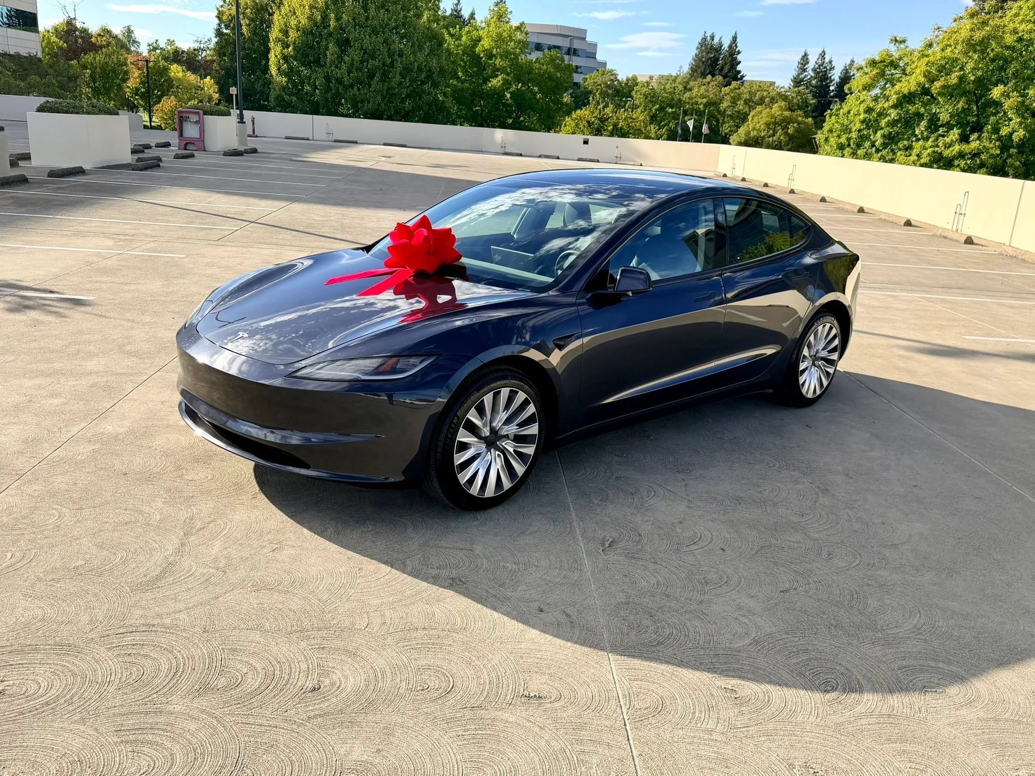 Used 2025 Tesla Model 3 Long Range RWD image 31