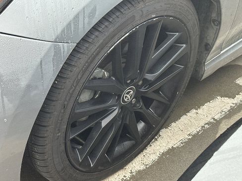 Used 2021 Toyota Camry XSE image 7