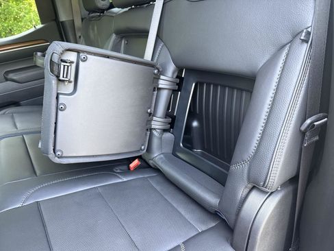 Used 2025 GMC Sierra 1500 Denali AWD/4WD image 21