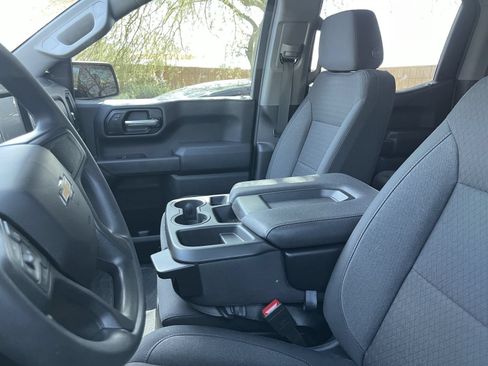 Used 2025 Chevrolet Silverado 1500 Custom w/ Turbomax Blackout Package RWD image 11