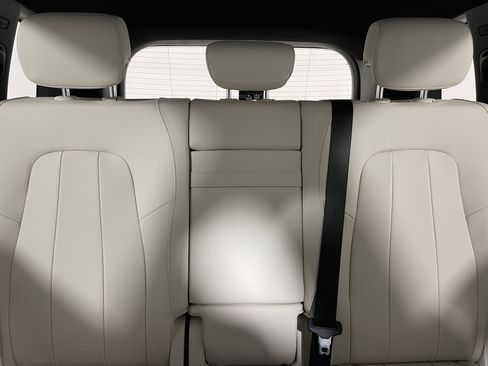 New 2026 Mercedes-Benz GLB 250 image 14