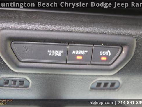 Used 2023 Jeep Wrangler Unlimited Sport AWD/4WD image 23