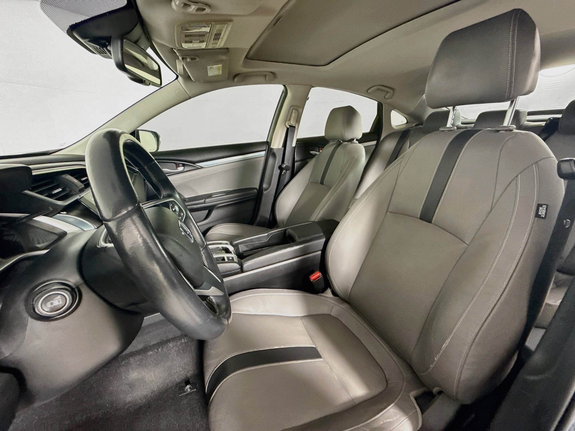 Used 2018 Honda Civic Touring image 26