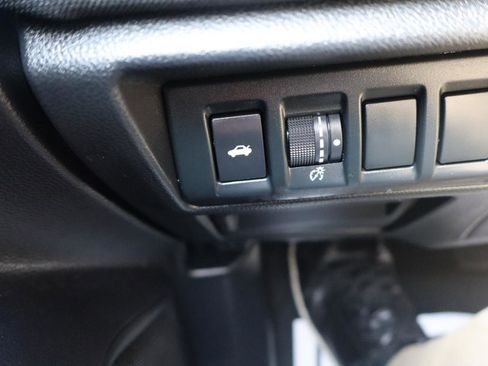 Used 2022 Subaru Legacy image 16