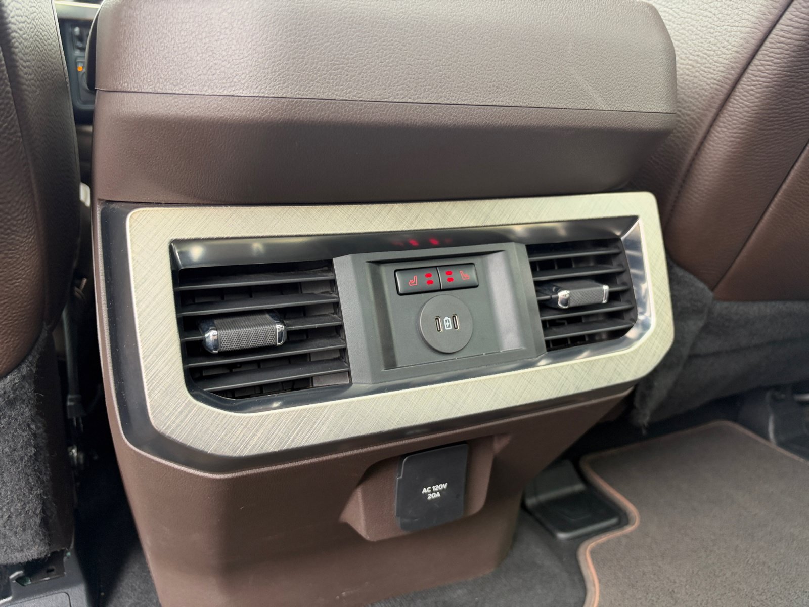Certified 2026 Ford F350 King Ranch AWD/4WD image 21