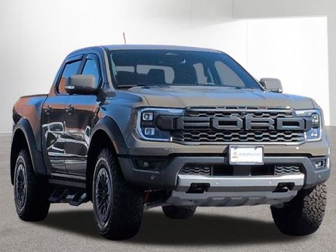 Used 2025 Ford Ranger Raptor image 3