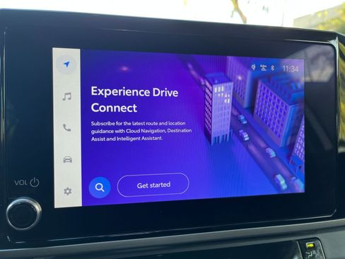 Used 2025 Toyota Camry LE image 21