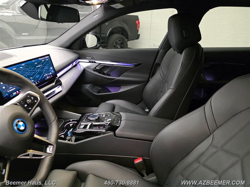 Used 2026 BMW i5 eDrive40 w/ M Sport Package RWD image 19