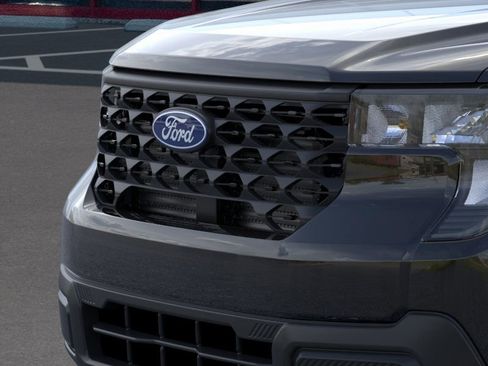 New 2026 Ford Maverick XL image 18