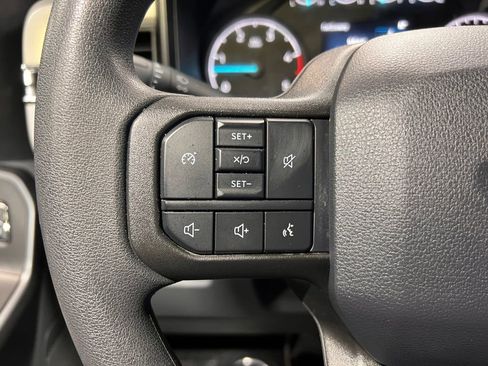 Used 2025 Ford F350 XLT image 8