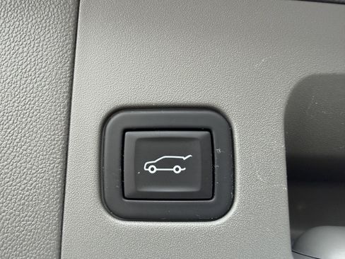 Used 2023 Cadillac XT5 Premium Luxury AWD/4WD image 23