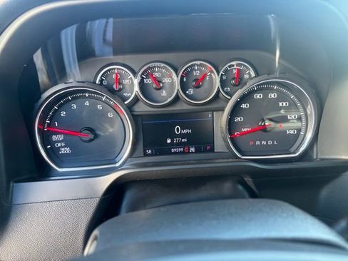 Used 2020 Chevrolet Silverado 1500 RST image 3