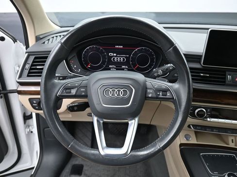Used 2020 Audi Q5 2.0T Premium Plus w/ Premium Plus Package AWD/4WD image 15