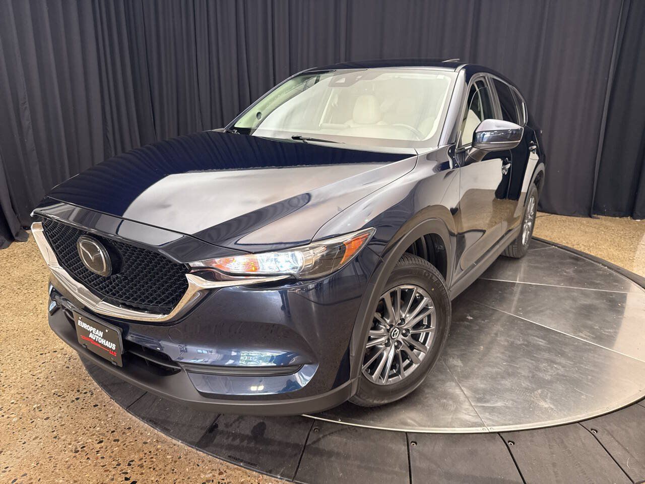 Used 2019 MAZDA CX-5 Touring AWD/4WD image 2