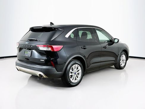 Used 2020 Ford Escape SE image 9