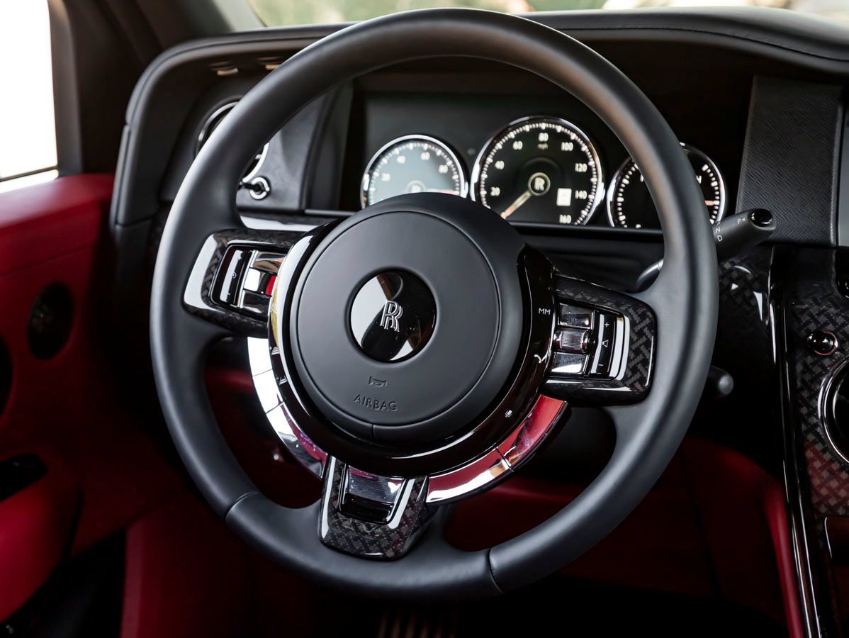 Used 2024 Rolls-Royce Cullinan Black Badge w/ Dark Exterior Package AWD/4WD image 16