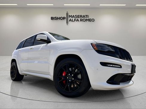 Used 2015 Jeep Grand Cherokee SRT w/ Trailer Tow Group IV AWD/4WD image 5