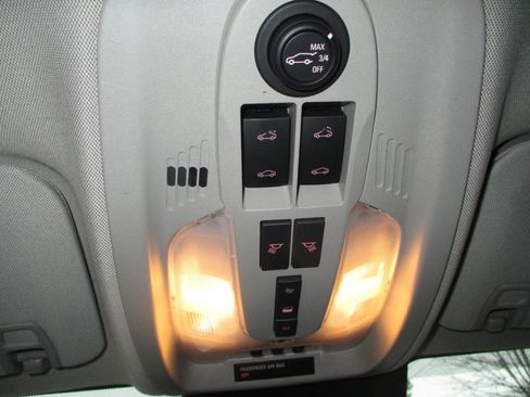 Used 2015 GMC Terrain SLT image 17