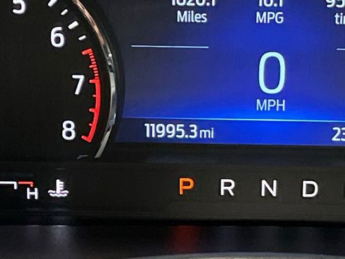 Used 2022 Ford Explorer XLT w/ Class IV Trailer Tow Package image 23