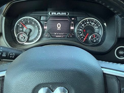 Used 2020 RAM 1500 Big Horn AWD/4WD image 19
