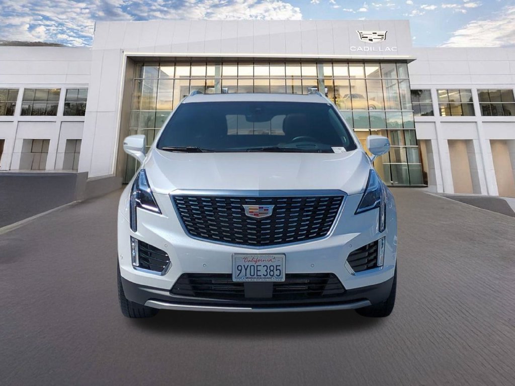 Used 2026 Cadillac XT5 Premium Luxury w/ Driver Assist Package AWD/4WD image 2