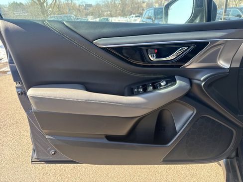 Used 2023 Subaru Outback Onyx Edition image 21