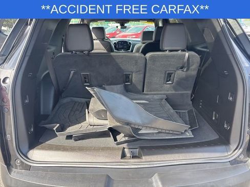 Used 2023 Chevrolet Traverse RS image 25