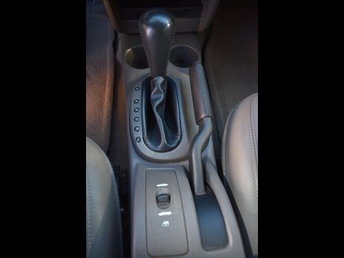 Used 2006 Chrysler Sebring Touring FWD image 17