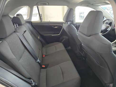 Certified 2024 Toyota RAV4 XLE AWD/4WD image 40