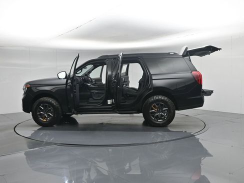 New 2026 Ford Expedition Tremor image 39