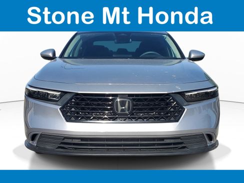 Used 2023 Honda Accord EX image 2