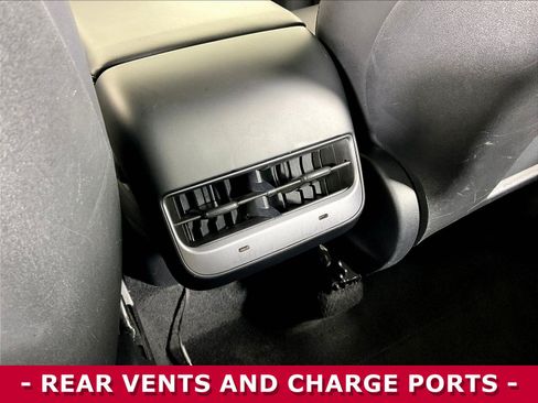 Used 2023 Tesla Model Y Long Range AWD/4WD image 10