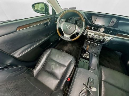 Used 2015 Lexus ES 350 w/ Luxury Package image 9