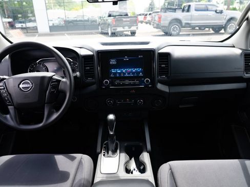 Used 2022 Nissan Frontier S RWD image 8