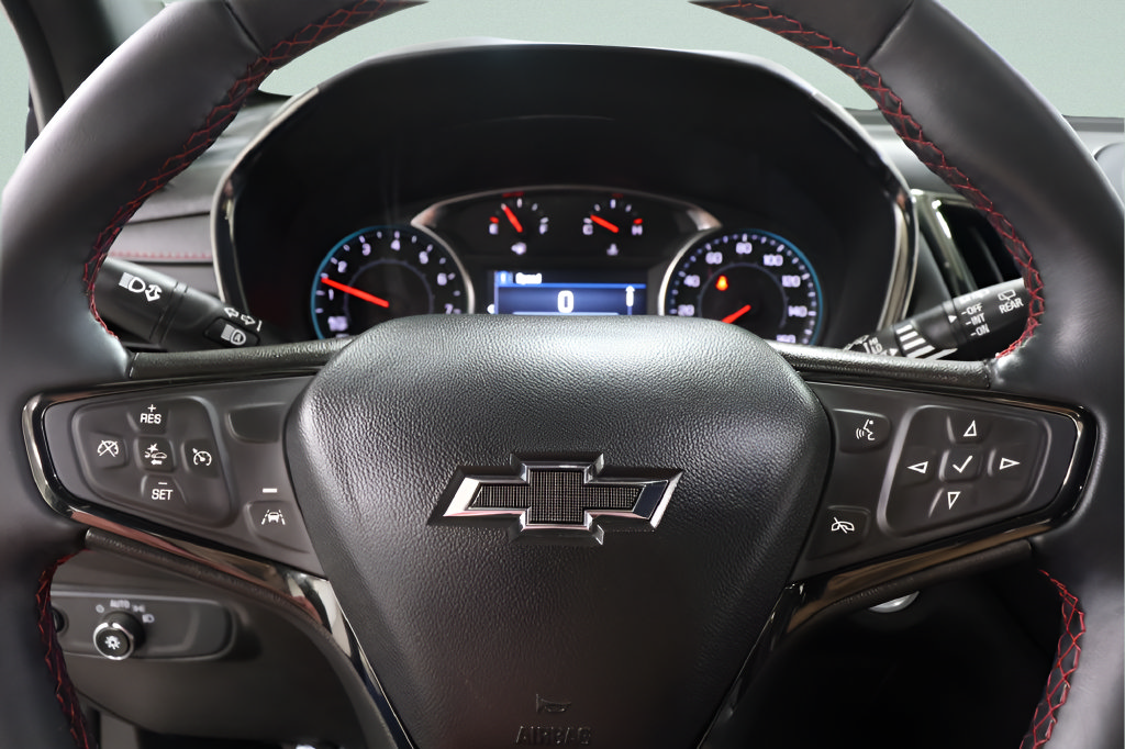 Used 2024 Chevrolet Equinox RS AWD/4WD image 9