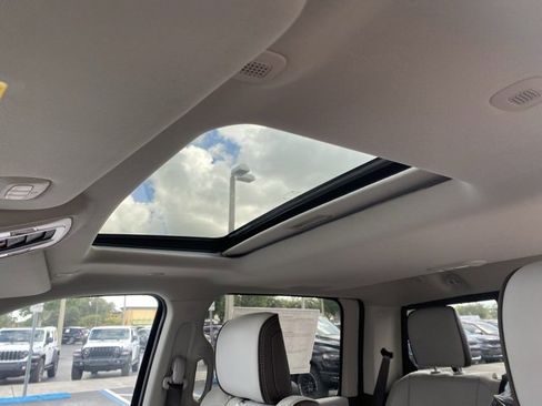 New 2025 RAM 2500 Laramie image 26