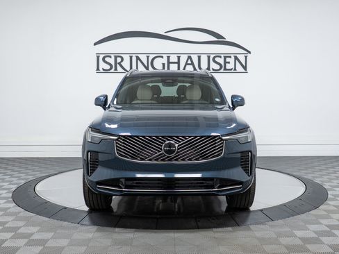 New 2026 Volvo XC90 B6 Core image 2