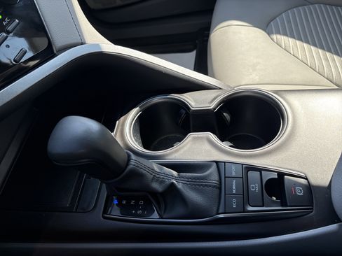 Certified 2024 Toyota Camry SE image 24