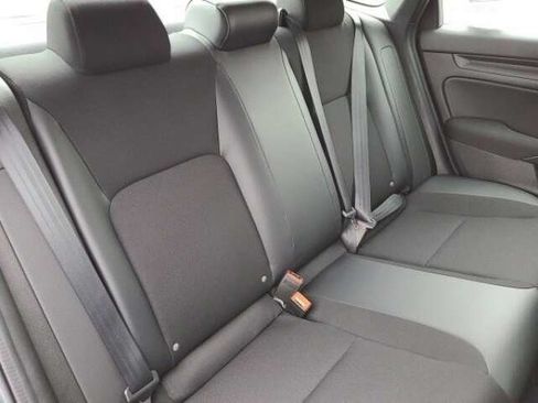Used 2024 Honda Civic Sport image 15