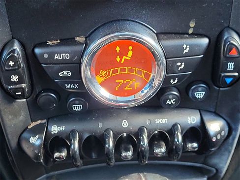 Used 2015 MINI Cooper Paceman S image 28