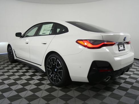 New 2026 BMW 430i w/ M Sport Package RWD image 4