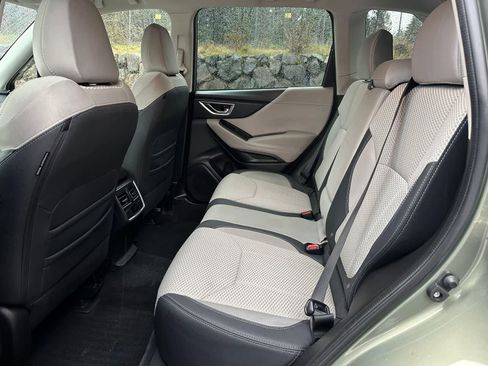 Used 2021 Subaru Forester Premium image 12