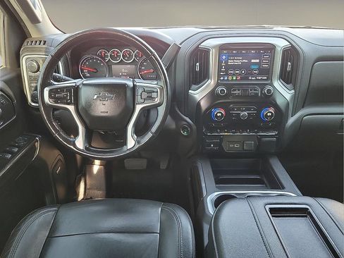 Used 2020 Chevrolet Silverado 1500 RST AWD/4WD image 10