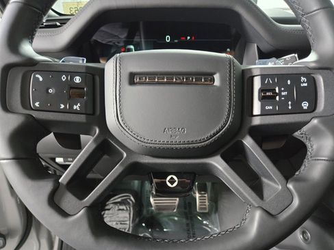 New 2026 Land Rover Defender 110 OCTA AWD/4WD image 24