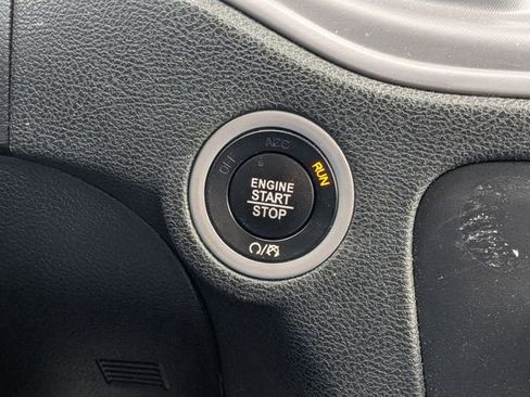 Used 2023 Dodge Charger SXT image 27