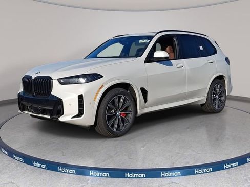 New 2026 BMW X5 xDrive40i w/ M Sport Package AWD/4WD image 1