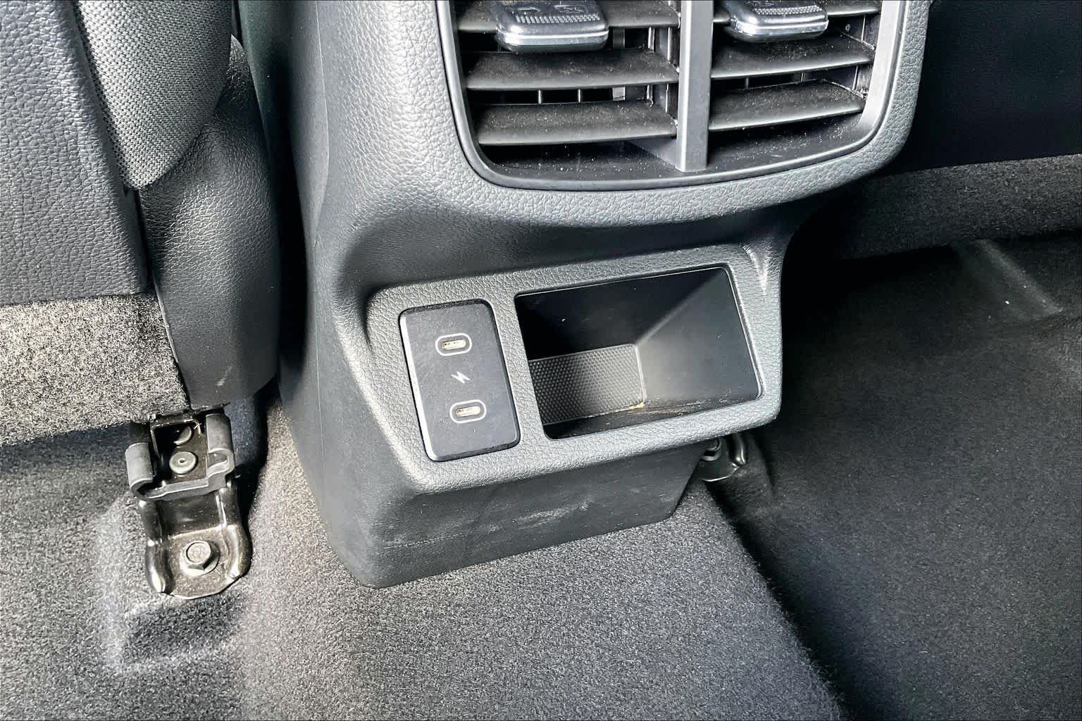 Certified 2026 Kia Seltos LX AWD/4WD image 29