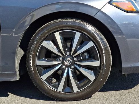 Used 2022 Honda Civic EX image 8