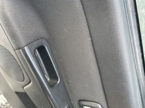 Used 2010 GMC Canyon SLT image 6