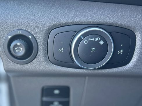 New 2025 Ford Transit 250 148 Medium Roof w/ Load Area Protection Package image 29